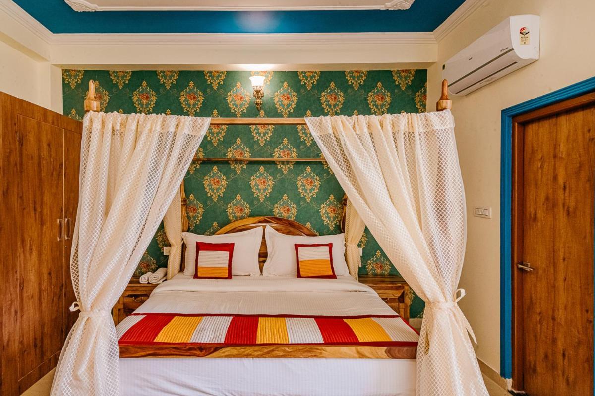 Aditya Palace بوشكار المظهر الخارجي الصورة