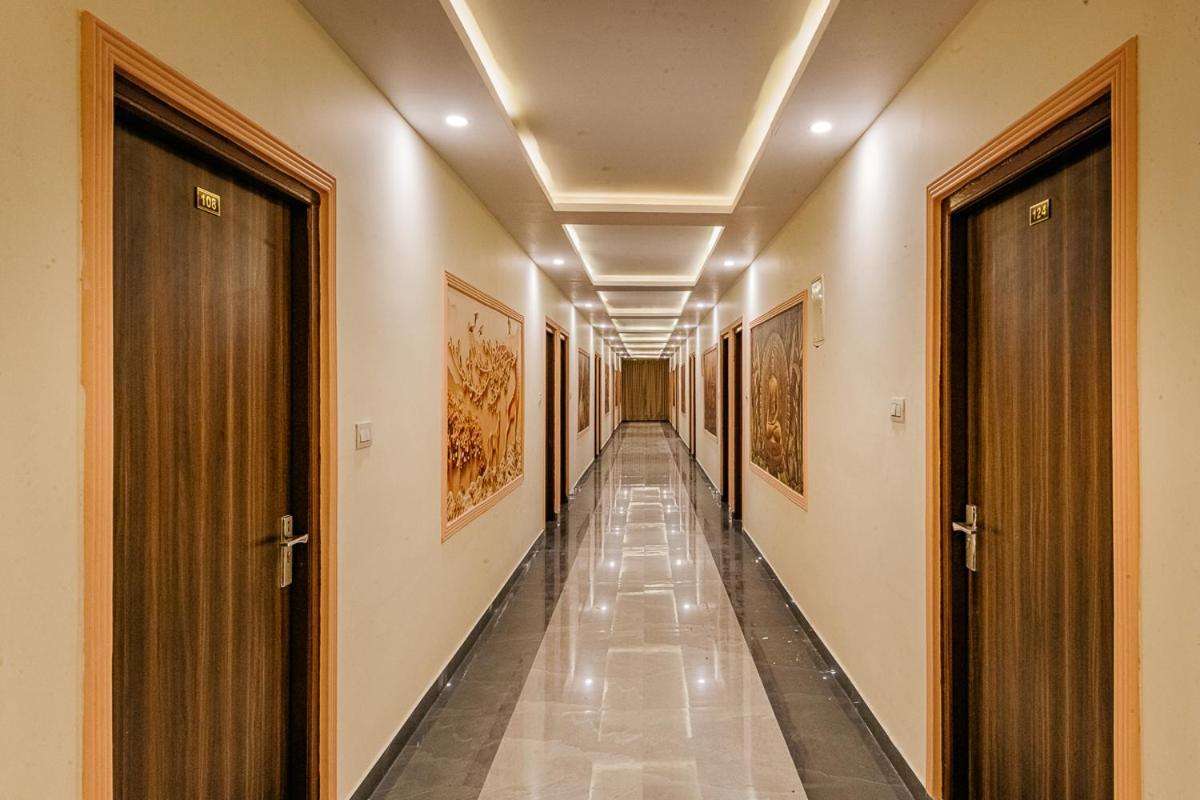 Aditya Palace بوشكار المظهر الخارجي الصورة